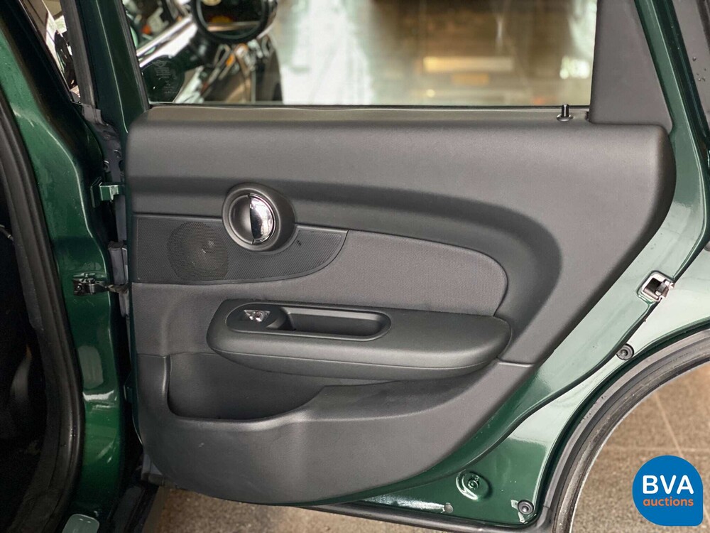 Mini Clubman 1.5D 116pk 2016 Britisch Racing Green Mini Cooper