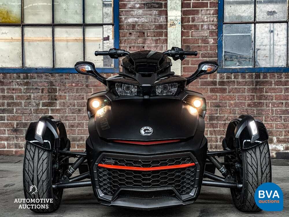 Can-Am Spyder F3-S Automatic F3s 113hp 2016 Akrapovic Limited-Edition, ZH-993-S.