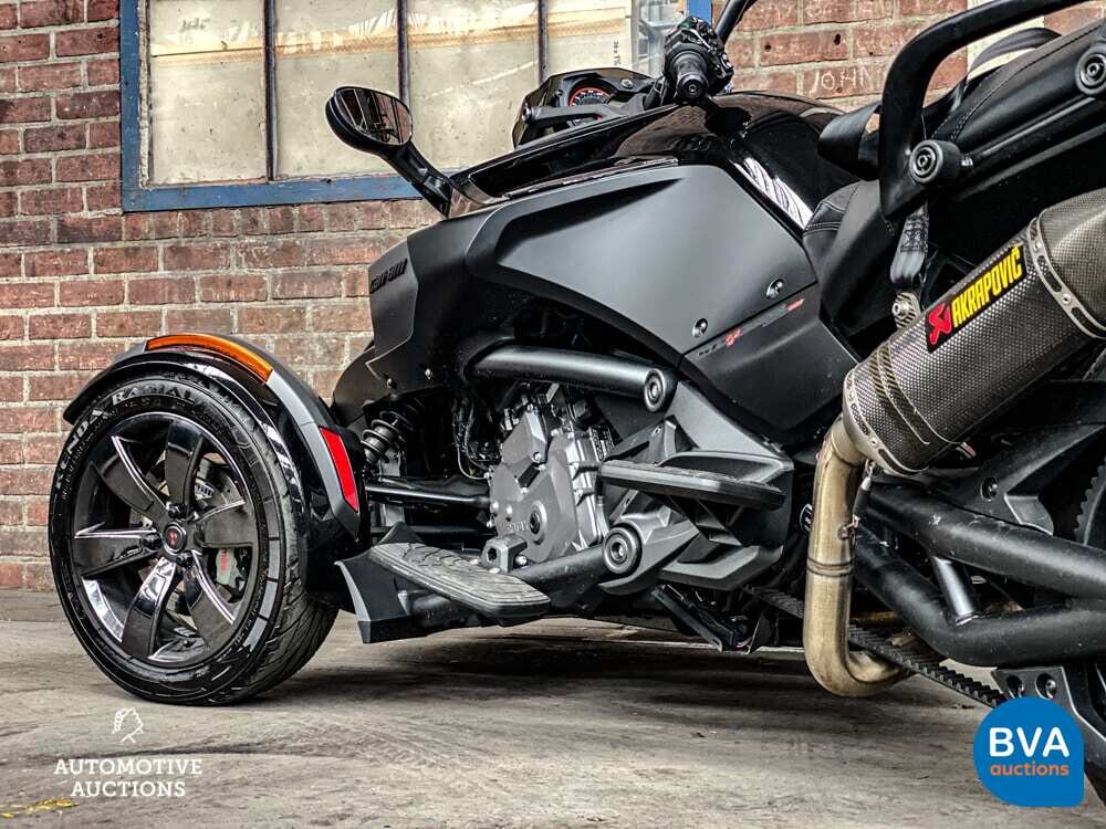 Can-Am Spyder F3-S Automatic F3s 113hp 2016 Akrapovic Limited-Edition, ZH-993-S.