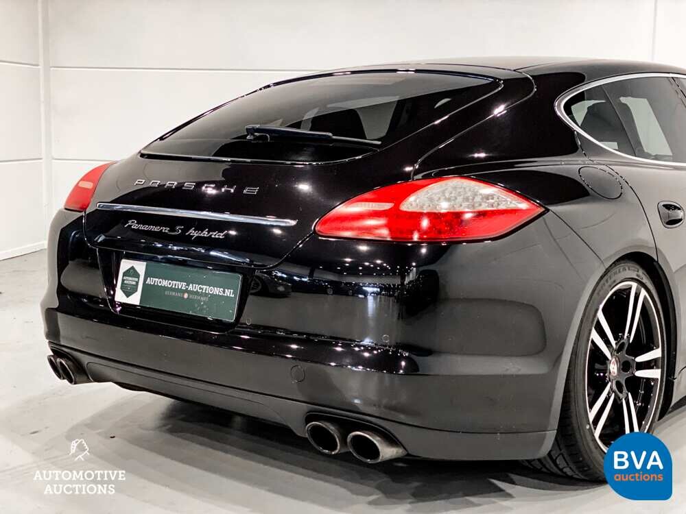 Porsche Panamera S3.0 Hybrid-Tiptronic8 333 PS 2011, 27-ZSP-9.