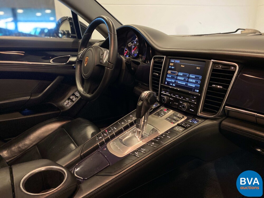 Porsche Panamera S3.0 Hybrid-Tiptronic8 333 PS 2011, 27-ZSP-9.