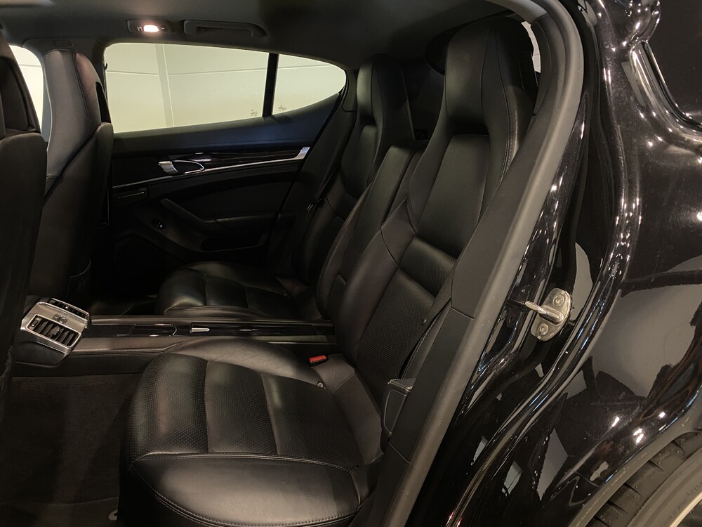 Porsche Panamera S3.0 Hybrid-Tiptronic8 333 PS 2011, 27-ZSP-9.