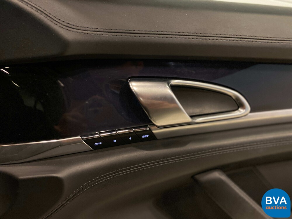 Porsche Panamera S3.0 Hybrid-Tiptronic8 333 PS 2011, 27-ZSP-9.