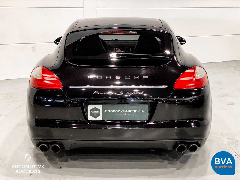 Porsche Panamera S3.0 Hybrid-Tiptronic8 333 PS 2011, 27-ZSP-9.