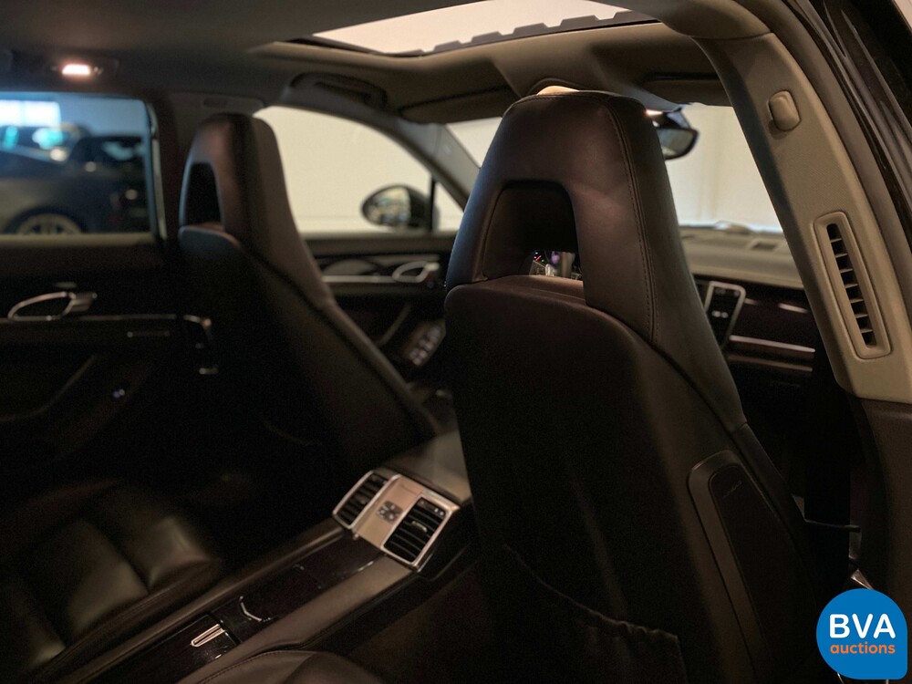 Porsche Panamera S3.0 Hybrid-Tiptronic8 333 PS 2011, 27-ZSP-9.