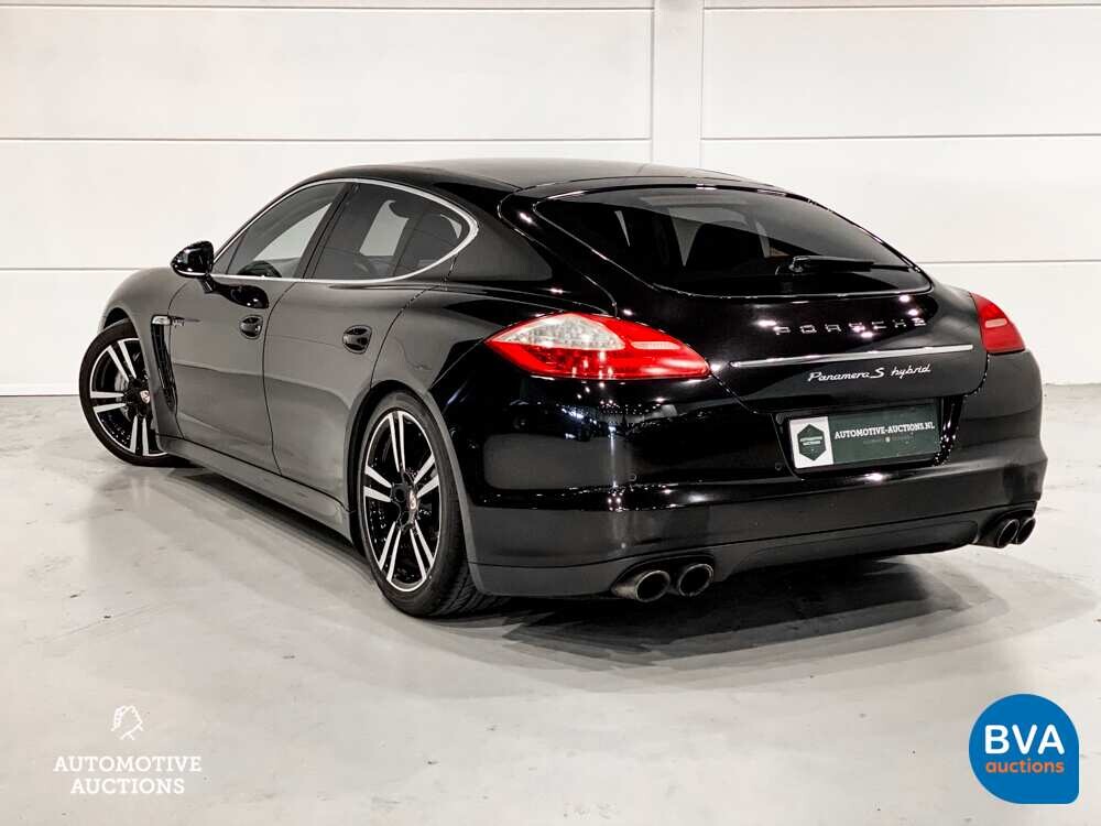 Porsche Panamera S3.0 Hybrid-Tiptronic8 333 PS 2011, 27-ZSP-9.