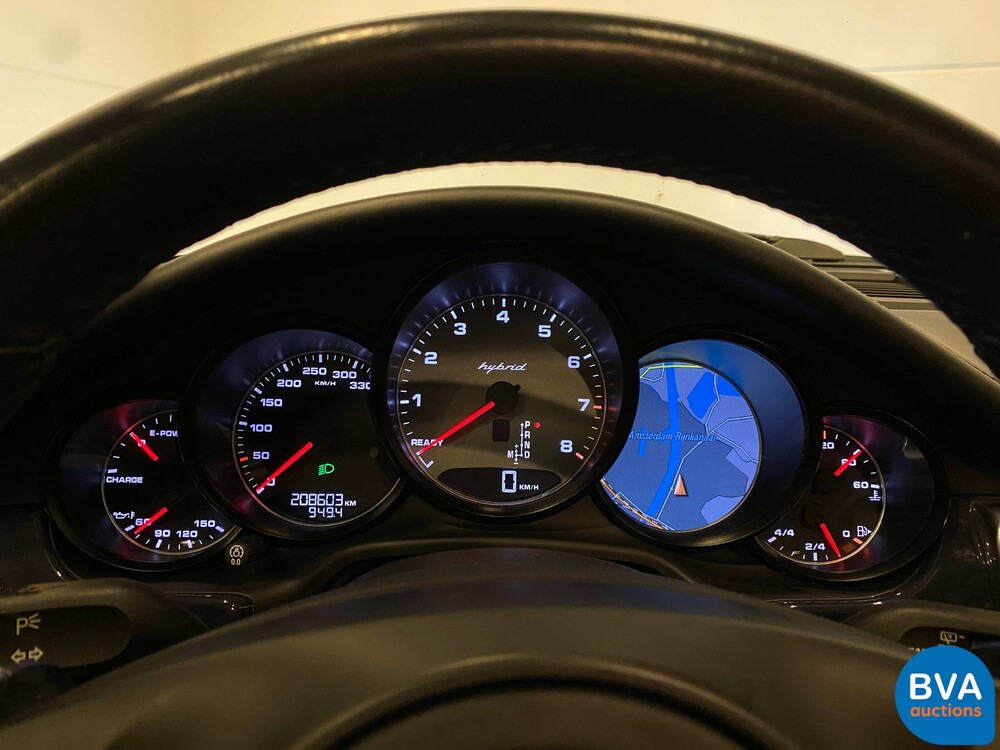 Porsche Panamera S3.0 Hybrid-Tiptronic8 333 PS 2011, 27-ZSP-9.