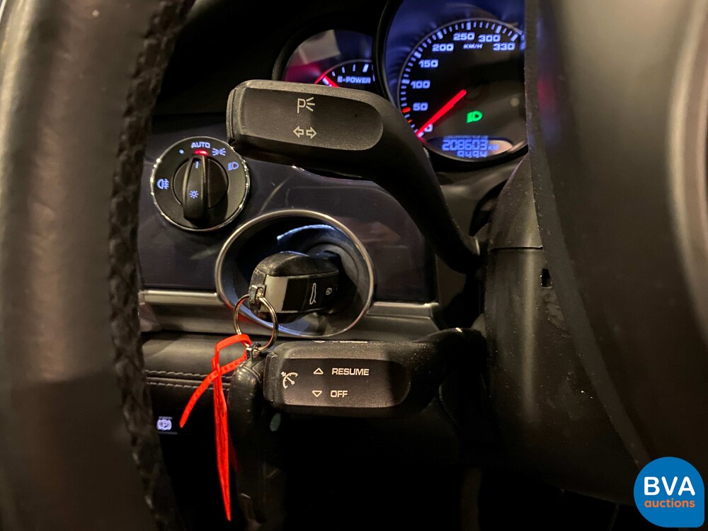 Porsche Panamera S3.0 Hybrid-Tiptronic8 333 PS 2011, 27-ZSP-9.