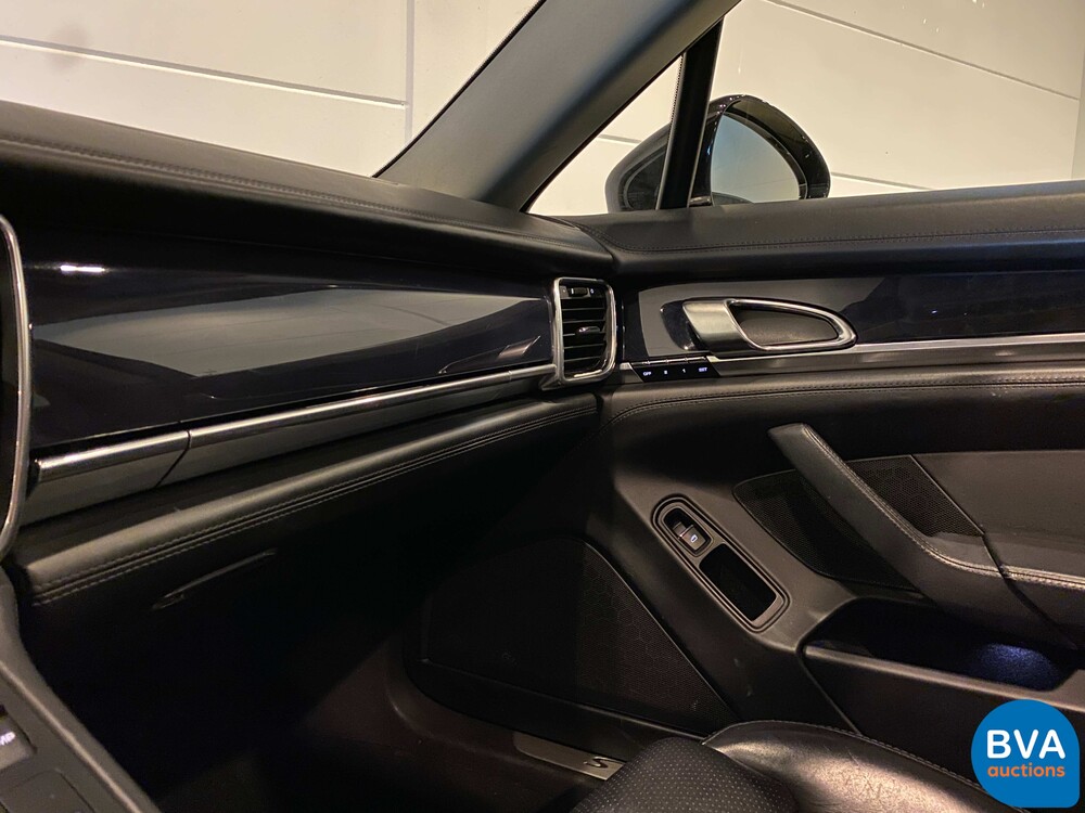 Porsche Panamera S3.0 Hybrid-Tiptronic8 333 PS 2011, 27-ZSP-9.