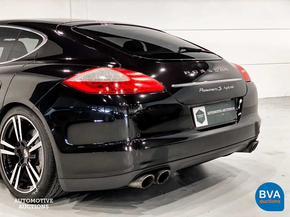 Porsche Panamera S3.0 Hybrid-Tiptronic8 333 PS 2011, 27-ZSP-9.