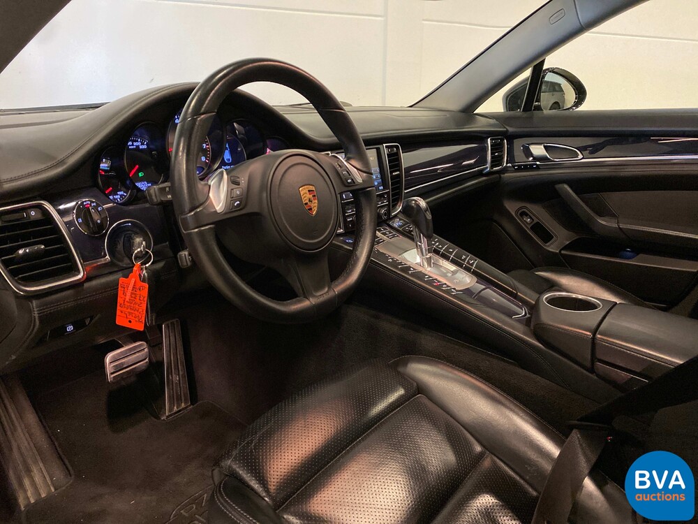 Porsche Panamera S3.0 Hybrid-Tiptronic8 333 PS 2011, 27-ZSP-9.