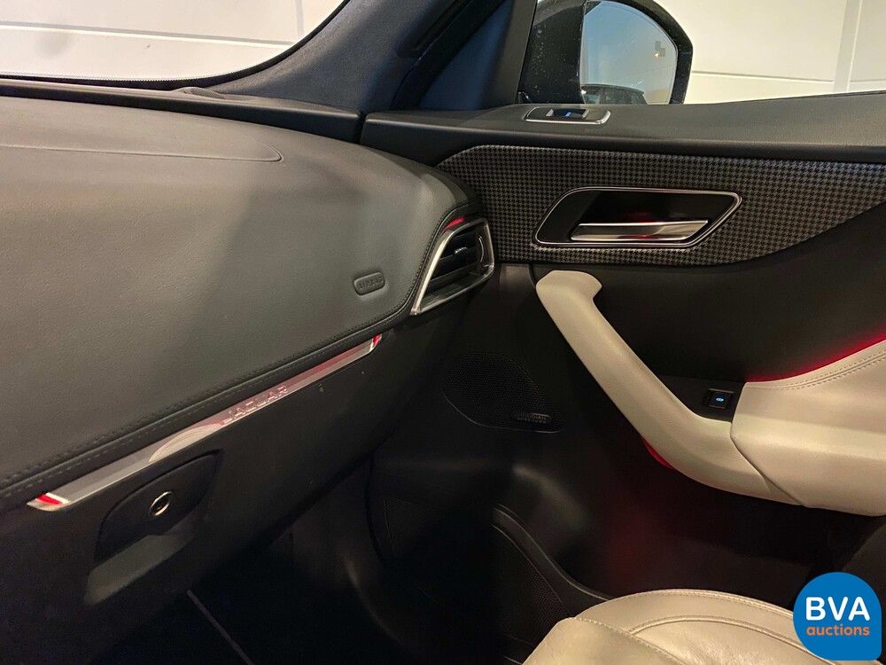 Jaguar F Pace 3.0S 30d AWD 300PS 2016 -Org. NL-, JR-370-K.