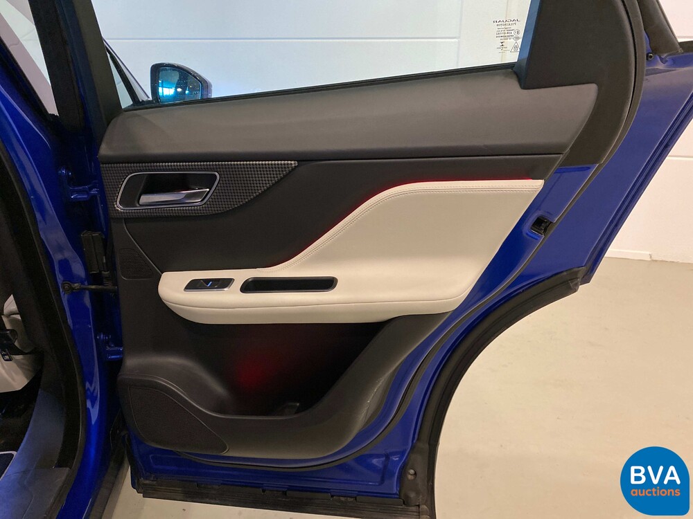 Jaguar F Pace 3.0S 30d AWD 300PS 2016 -Org. NL-, JR-370-K.