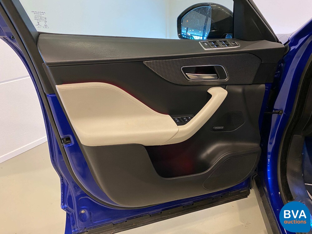 Jaguar F Pace 3.0S 30d AWD 300PS 2016 -Org. NL-, JR-370-K.