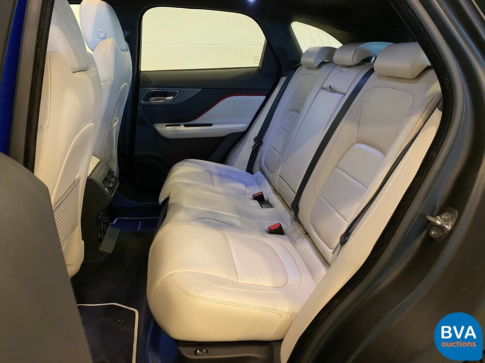 Jaguar F Pace 3.0S 30d AWD 300PS 2016 -Org. NL-, JR-370-K.