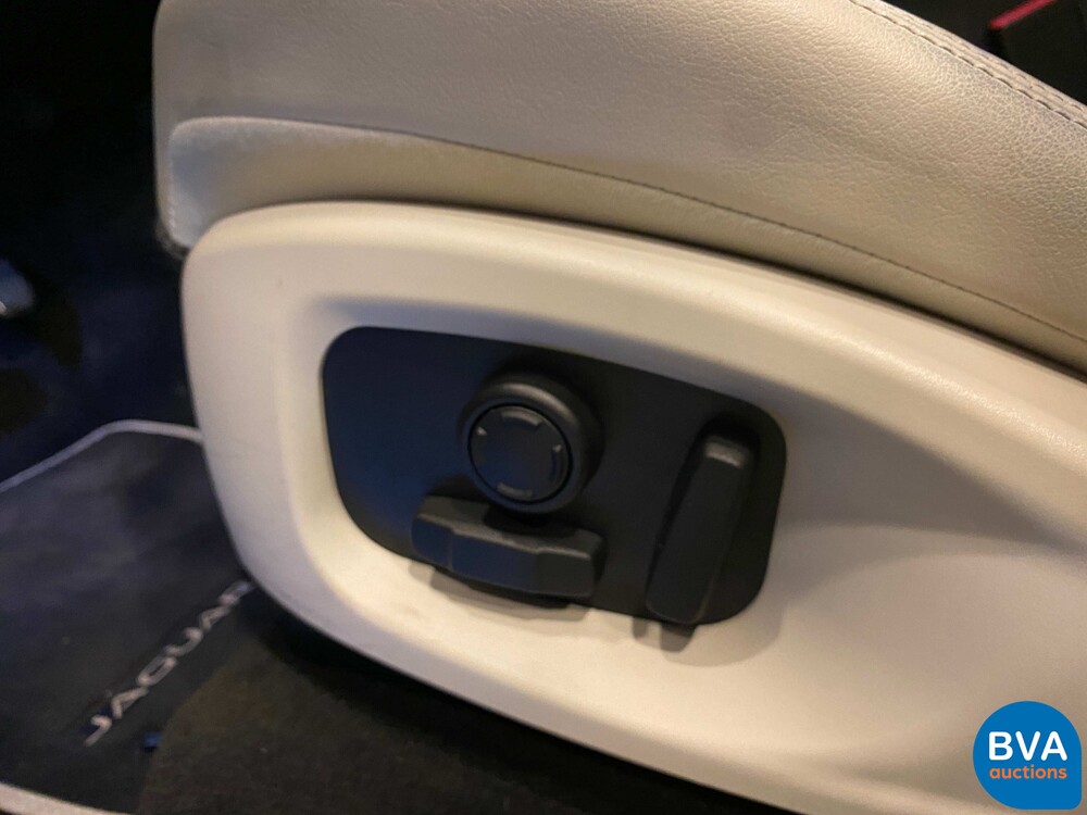 Jaguar F Pace 3.0S 30d AWD 300PS 2016 -Org. NL-, JR-370-K.