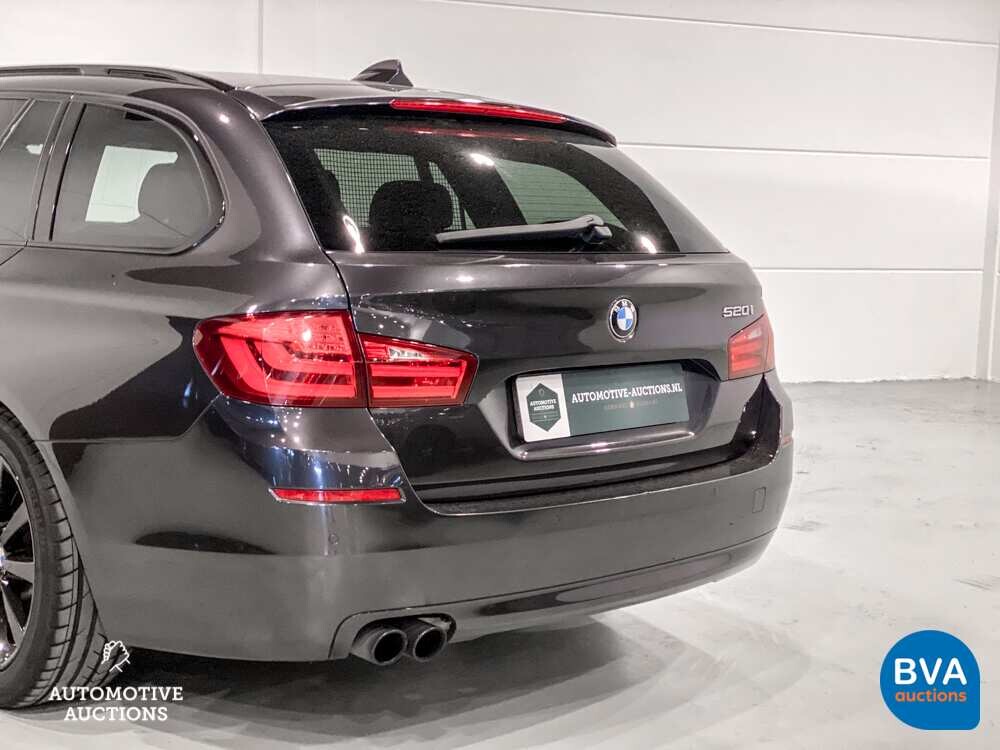 BMW 520i Touring M-Sport High Executive 5er 184pk 2012, TZ-432-N.
