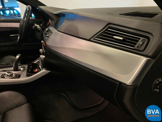 BMW 520i Touring M-Sport High Executive 5-Series 184pk 2012, TZ-432-N.