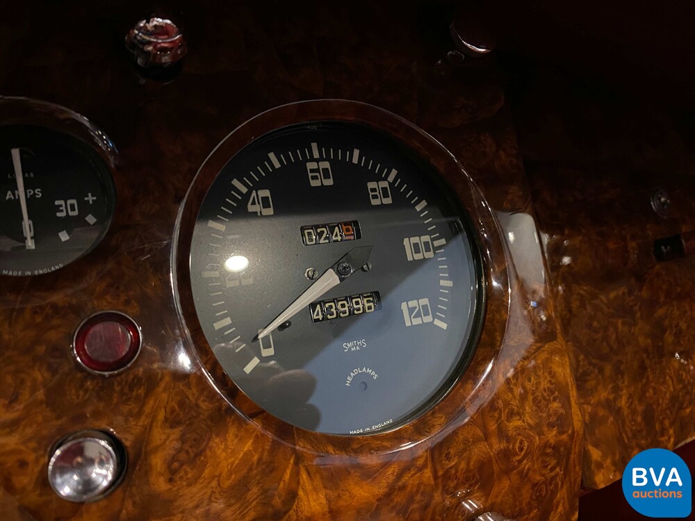 Jaguar Mark V DHC 170hp 1951, AM-72-75.