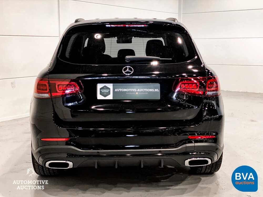 Mercedes-Benz GLC200 4MATIC 197 PS 2020, niederländische Zulassung.
