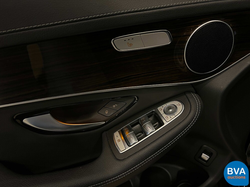 Mercedes-Benz GLC200 4MATIC 197 PS 2020, niederländische Zulassung.