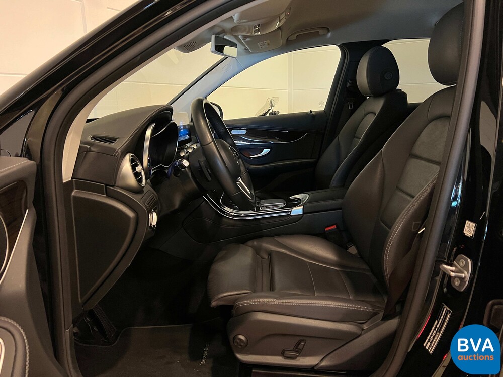 Mercedes-Benz GLC200 4MATIC 197 PS 2020, niederländische Zulassung.