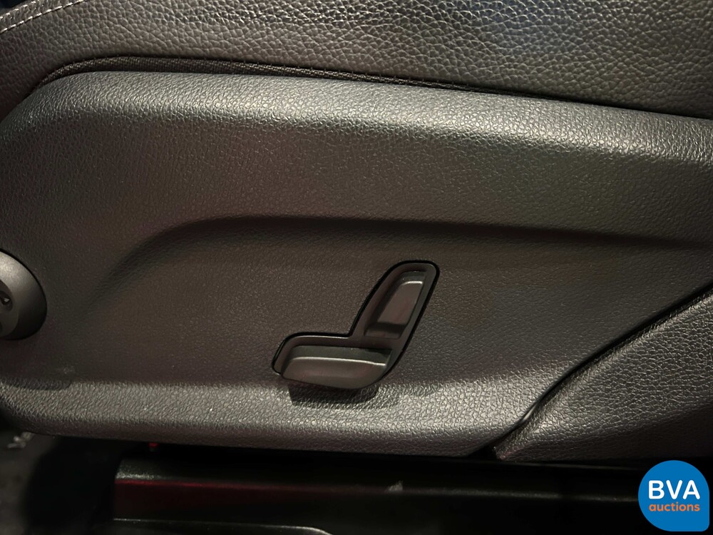 Mercedes-Benz GLC200 4MATIC 197 PS 2020, niederländische Zulassung.