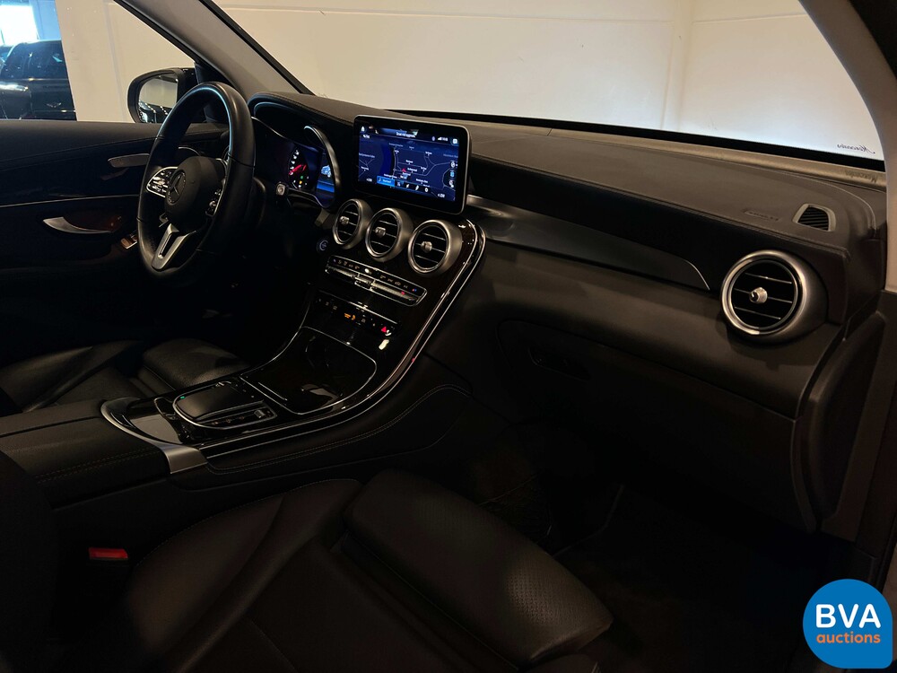 Mercedes-Benz GLC200 4MATIC 197 PS 2020, niederländische Zulassung.