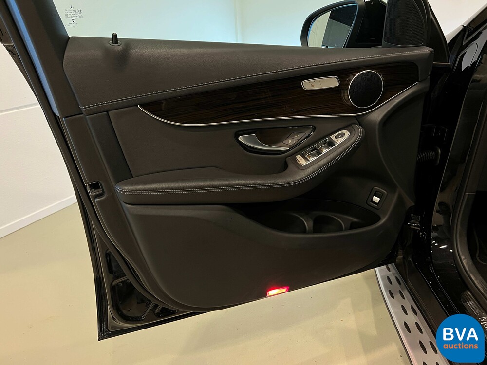 Mercedes-Benz GLC200 4MATIC 197 PS 2020, niederländische Zulassung.