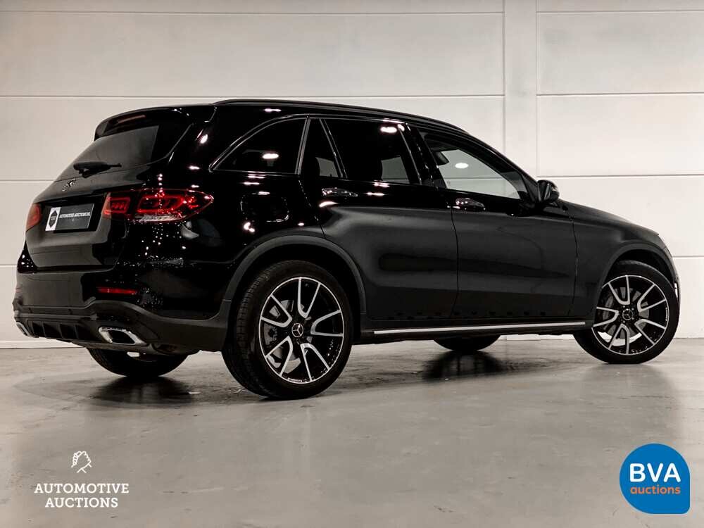 Mercedes-Benz GLC200 4MATIC 197 PS 2020, niederländische Zulassung.