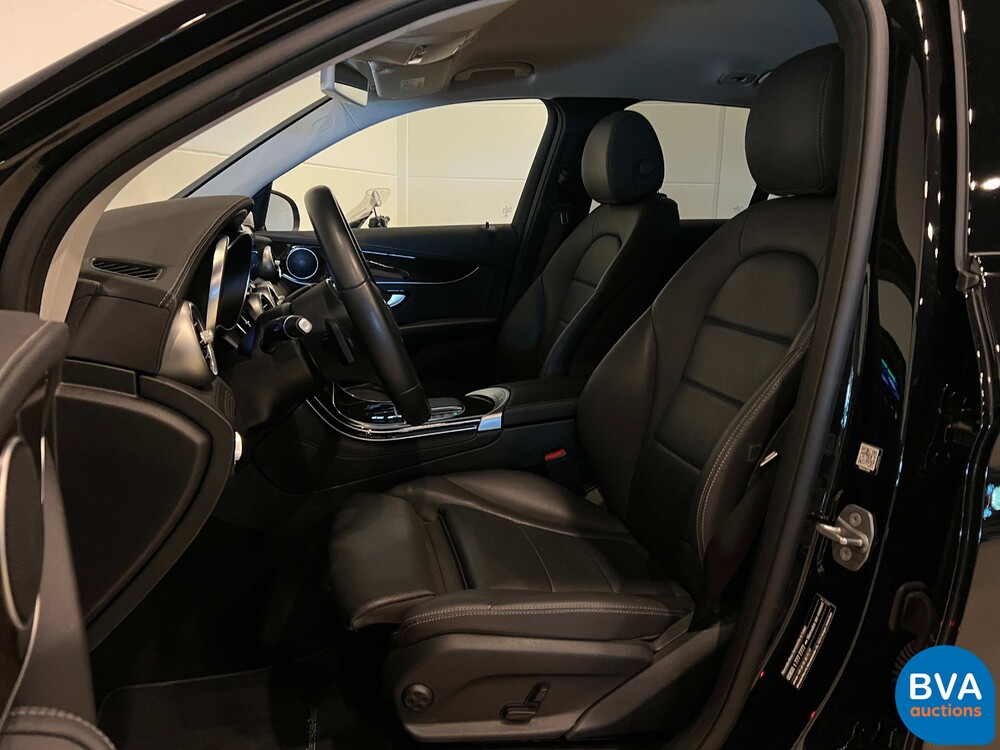 Mercedes-Benz GLC200 4MATIC 197 PS 2020, niederländische Zulassung.
