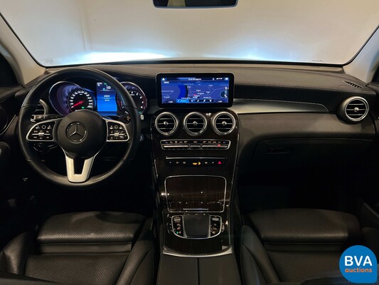 Mercedes-Benz GLC200 4MATIC 197 PS 2020, niederländische Zulassung.
