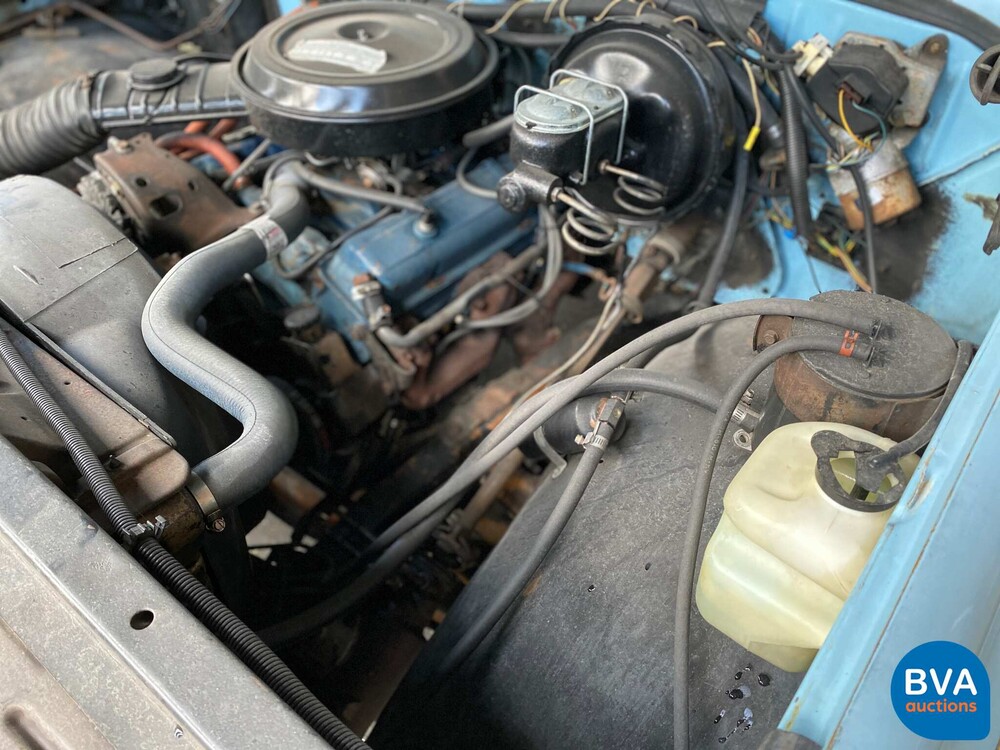 Chevrolet C20 Pickup Deluxe 176 PS 1976.