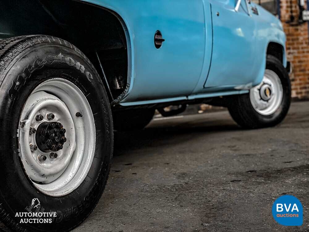 Chevrolet C20 Pickup Deluxe 176 PS 1976.