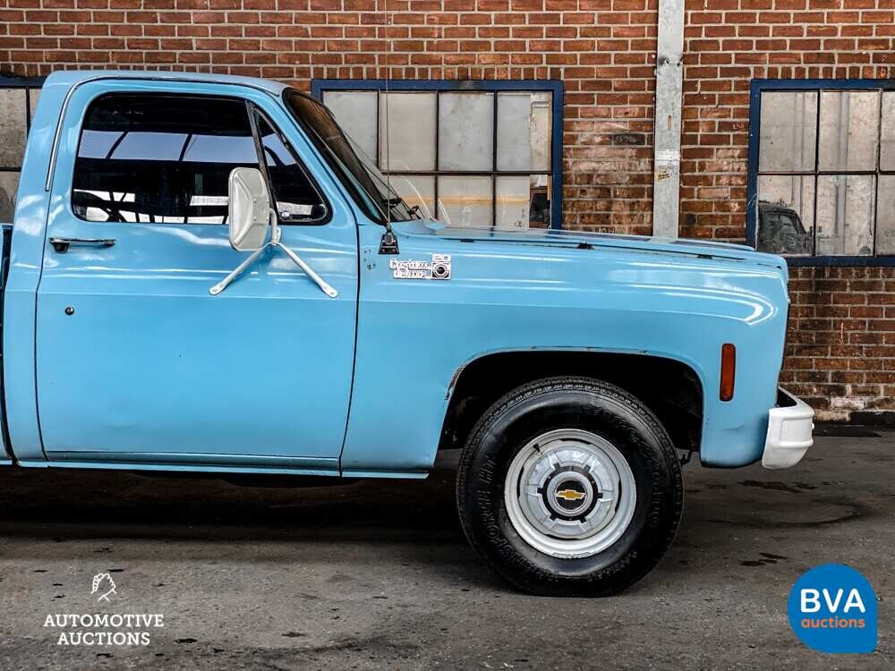 Chevrolet C20 Pickup Deluxe 176 PS 1976.