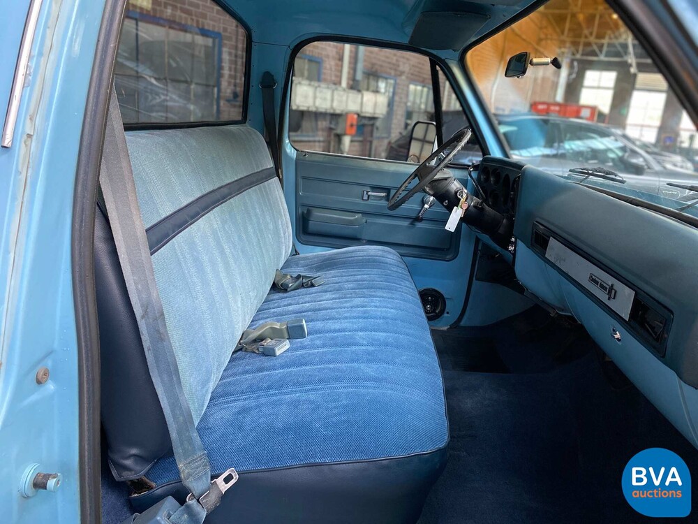 Chevrolet C20 Pickup Deluxe 176 PS 1976.
