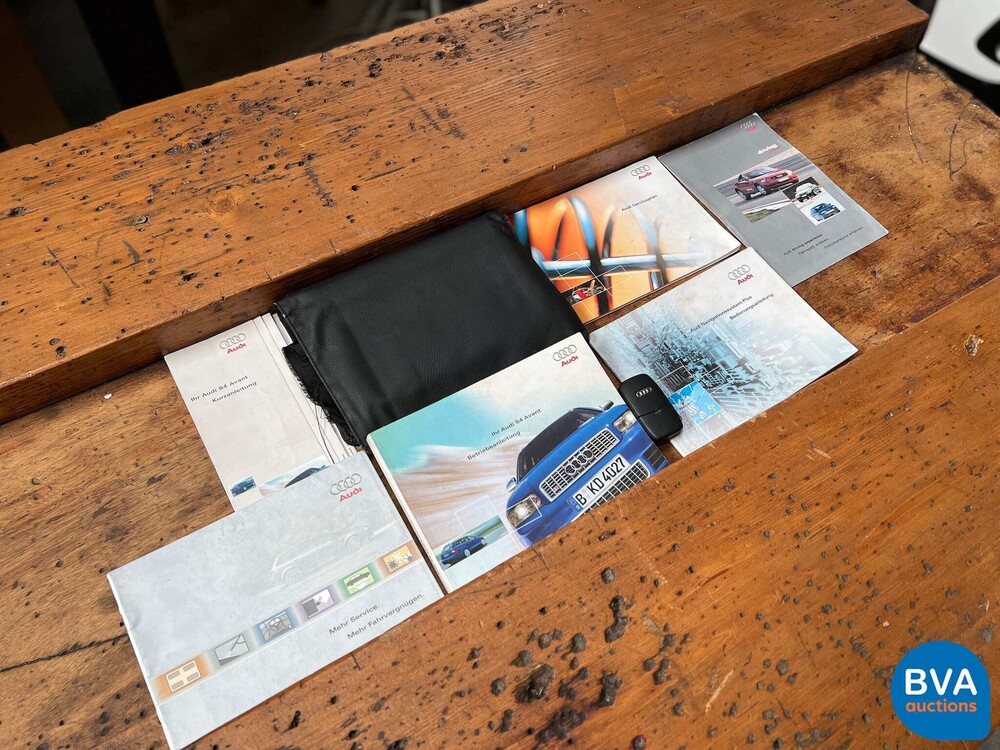 Audi S4 Avant 4.2 V8 quattro 344 PS 2003, 77-RXL-3.