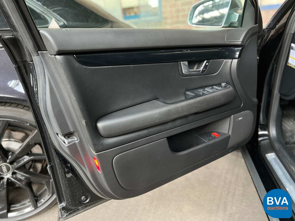 Audi S4 Avant 4.2 V8 quattro Pro Line 344 PS 2006, 67-XB-NT.