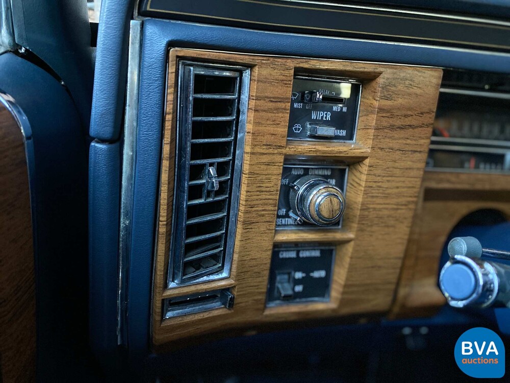 Cadillac Fleetwood Limousine 143 PS 1973.