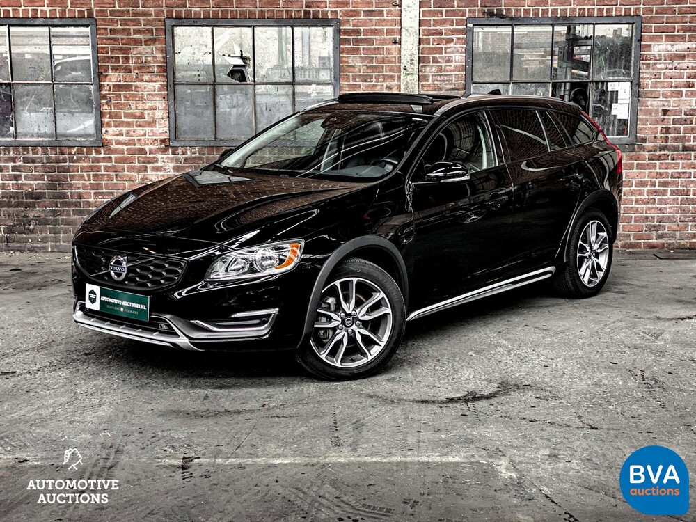 Volvo V60 2.5 T5 Cross Country 253 PS 2016, P-567-KV.