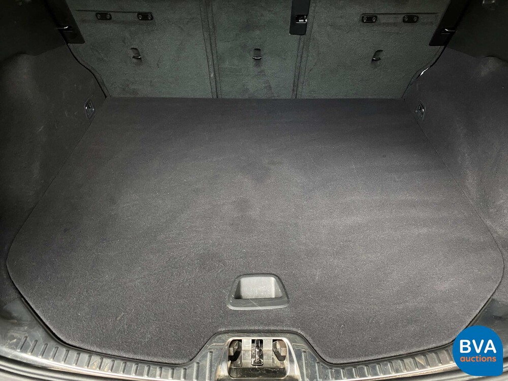 Volvo V60 2.5 T5 Cross Country 253 PS 2016, P-567-KV.