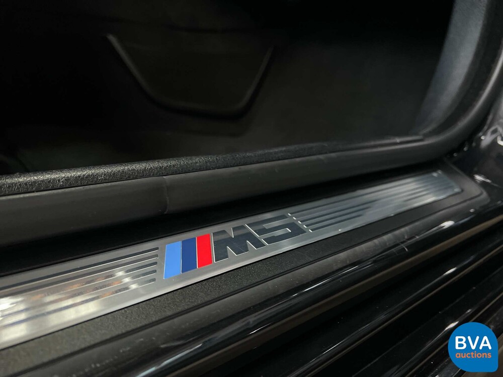 BMW M5 5er 560PS f10 M-Performance 2013 -Org. NL-, 76-ZNN-7.