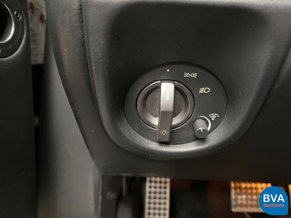 Aston Martin DB9 Volante 457 PS Cabrio 2007.