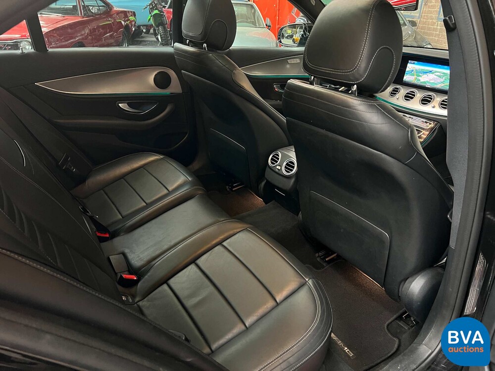 Mercedes-Benz E200 Business Solution AMG E-Klasse 184PS 2018 -Org. NL-, SH-413-D.