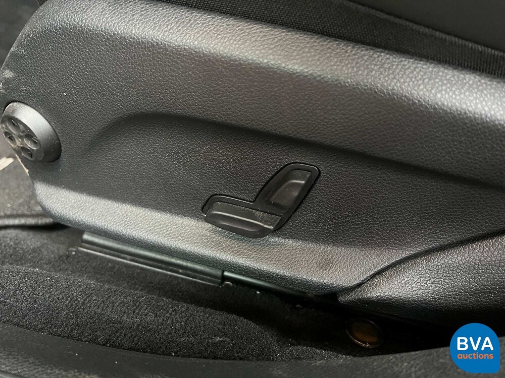 Mercedes-Benz E200 Business Solution AMG E-Klasse 184PS 2018 -Org. NL-, SH-413-D.