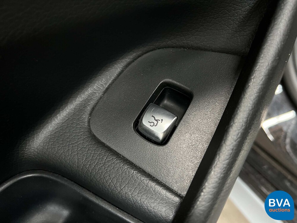 Mercedes-Benz E200 Business Solution AMG E-Klasse 184PS 2018 -Org. NL-, SH-413-D.