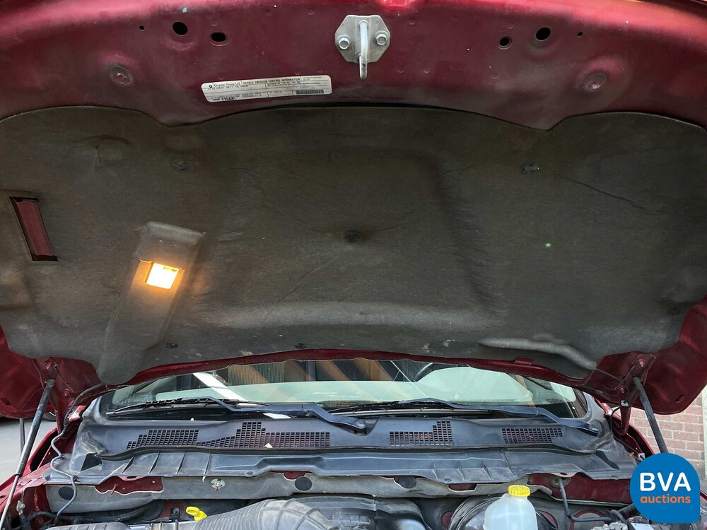 Dodge-RAM 1500 5.7 V8 4x4 Quad Cab 6'4 Pickup 2011.