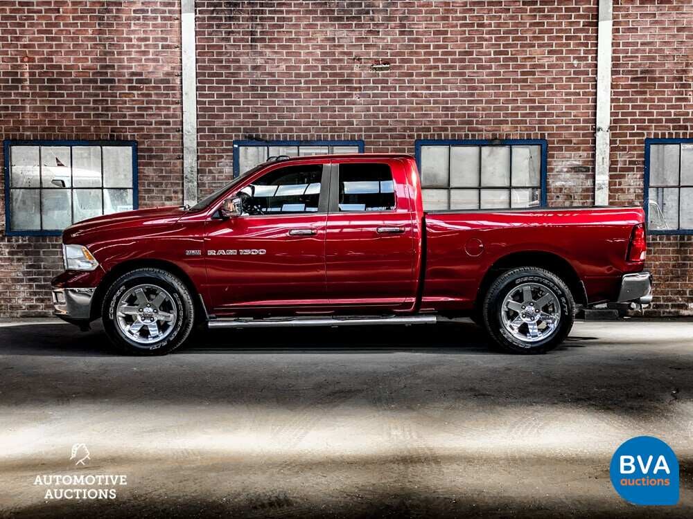 Dodge-RAM 1500 5.7 V8 4x4 Quad Cab 6'4 Pickup 2011.