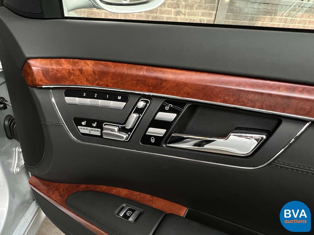 Mercedes Benz S65 AMG Lang 6.0 V12 M275 BiTurbo 612pk 2007 -YOUNGTIMER-.