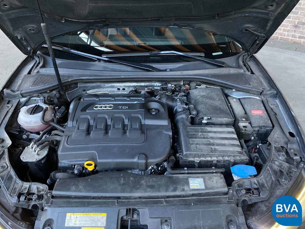 Audi A3 Sportback 1.6 TDI Ambition Sport Edition -Org.NL-2015, HB-279-X.